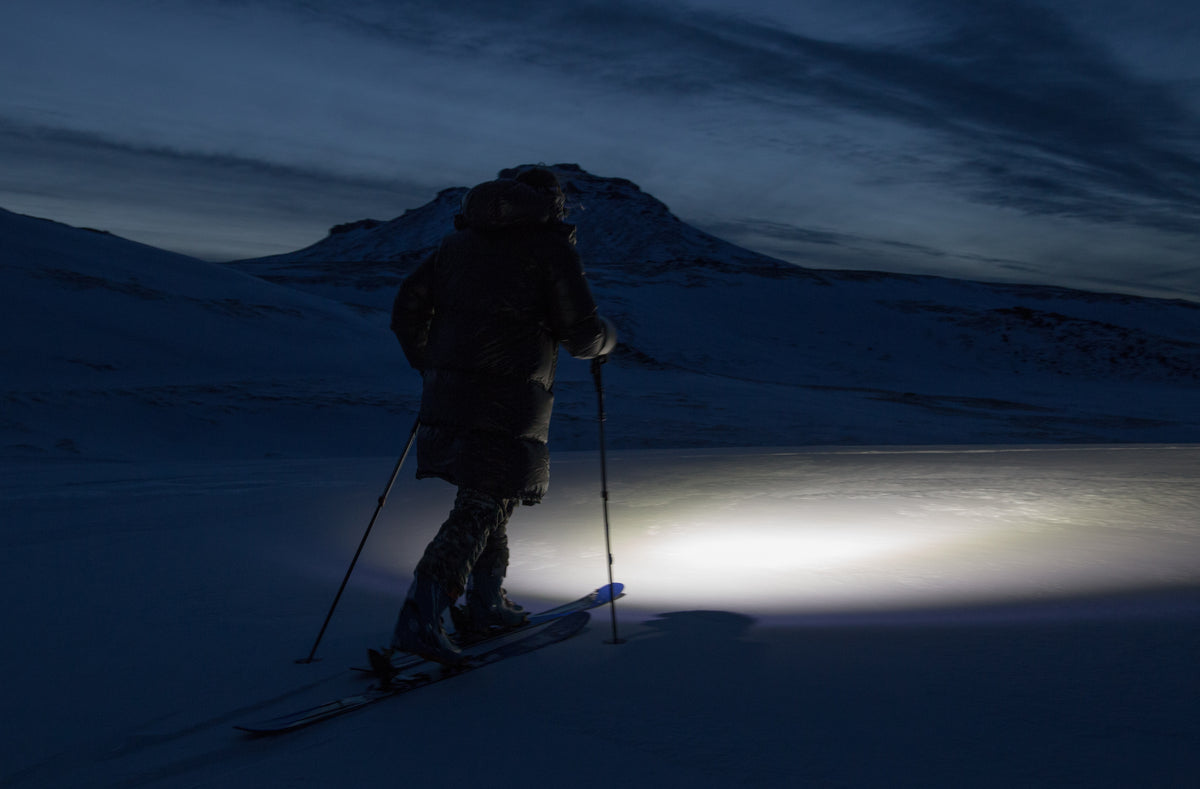 AceBeam H30 Höfuðljós (með hvítum, rauðum og CRI geisla)